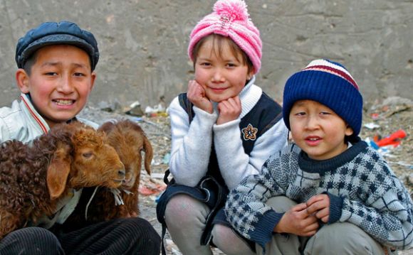 Děti z čínské menšiny Uygur